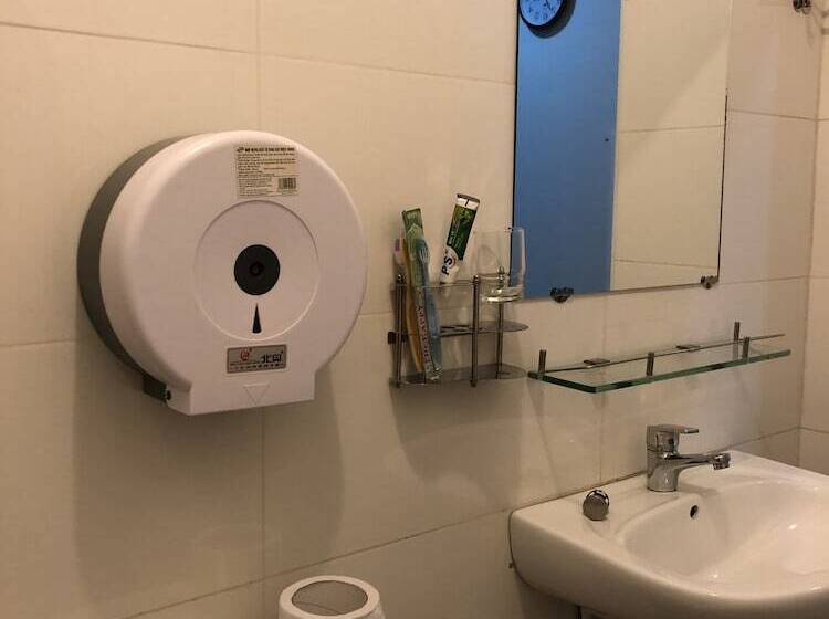 اتاق لوکس, Istay Inn Saigon