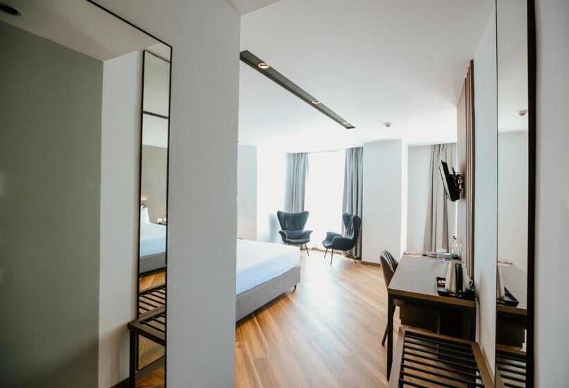 Люкс Повышенной Комфортности, Klajdi Resort & Spa