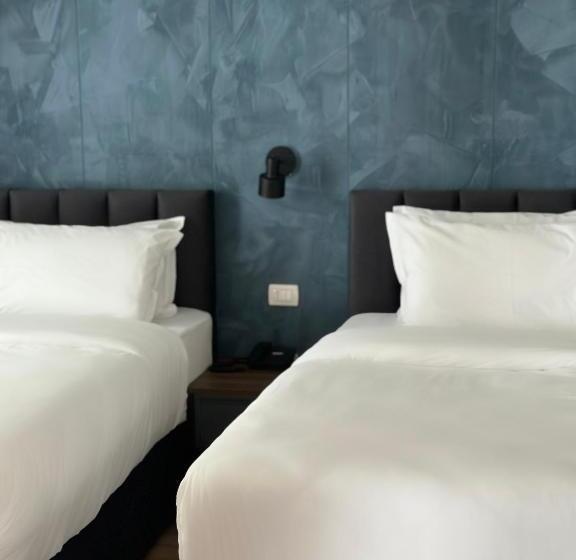 جناح عائلي, Klajdi Resort & Spa