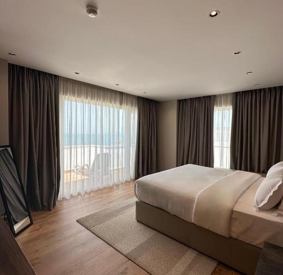 جناح مزود بجاكوزى, Klajdi Resort & Spa