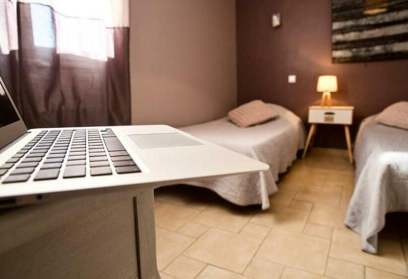 スタンダードトリプルルーム, Le Bernon