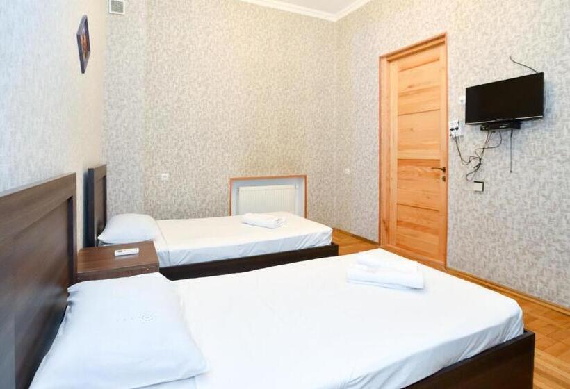 اتاق استاندارد, Shin