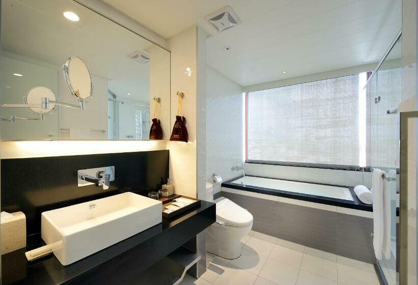 اتاق لوکس چهار تخته, Shiny Ocean