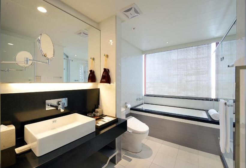 اتاق لوکس سه تخته, Shiny Ocean