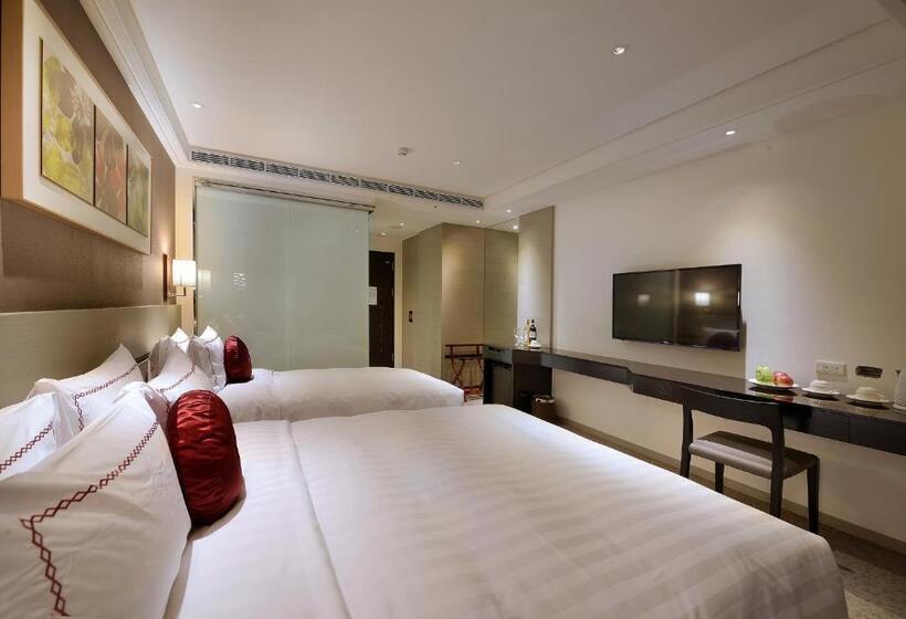 اتاق استاندارد چهار تخته, Shiny Ocean