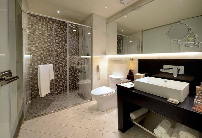 اتاق استاندارد چهار تخته, Shiny Ocean