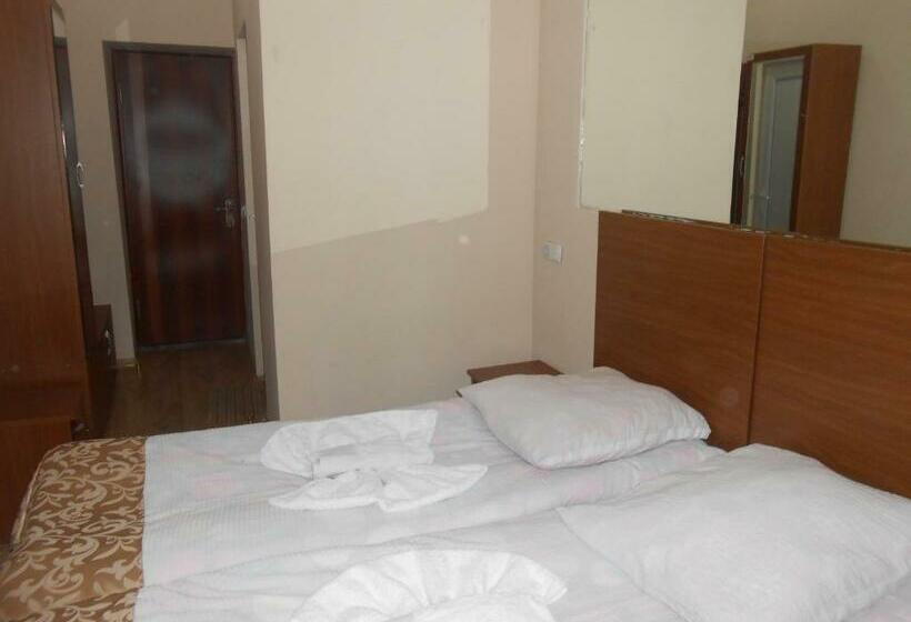 اتاق استاندارد, Noah S Ark B&b