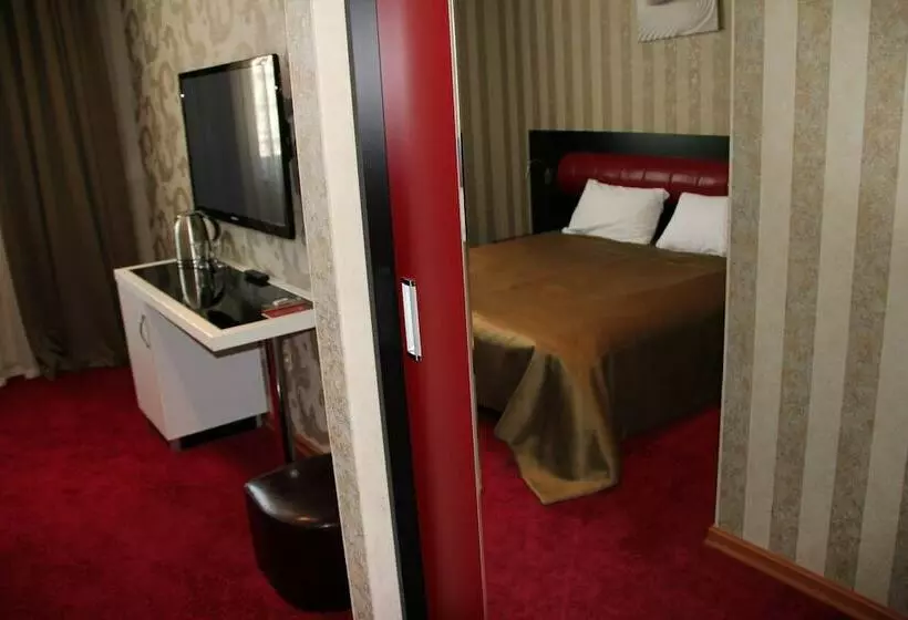 اتاق استاندارد یک نفره, Villa Palace