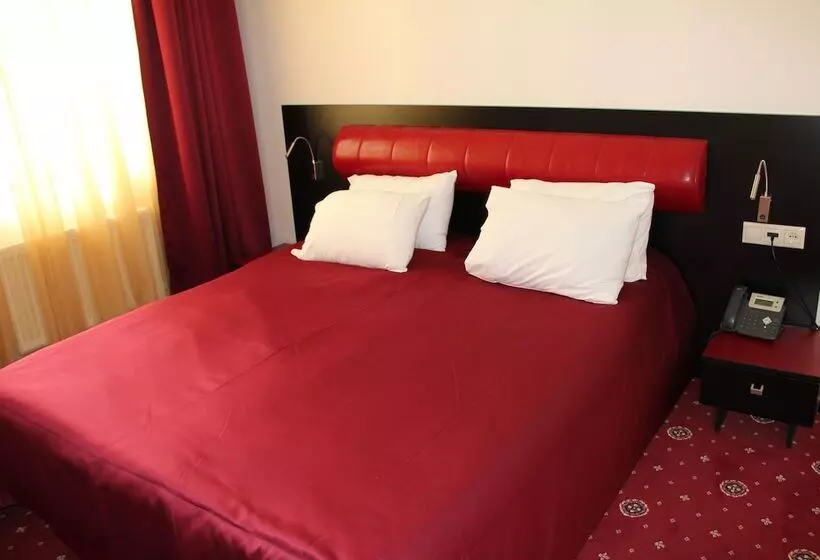 اتاق استاندارد یک نفره, Villa Palace