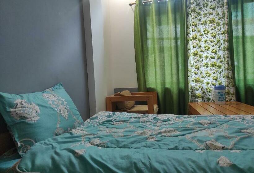 스탠다드 룸, Norbuling