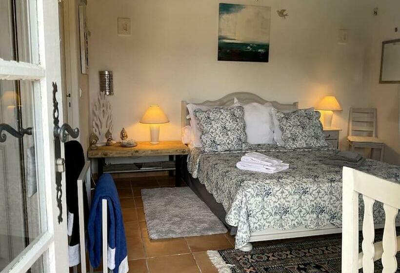 プールビュースタンダードルーム, Chambre D Hôtes Chez Maguy B Villa Makeire