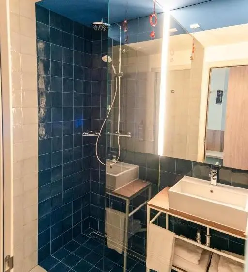 اتاق سوپریور با تخت بزرگ, Mercure Sibiu Arsenal