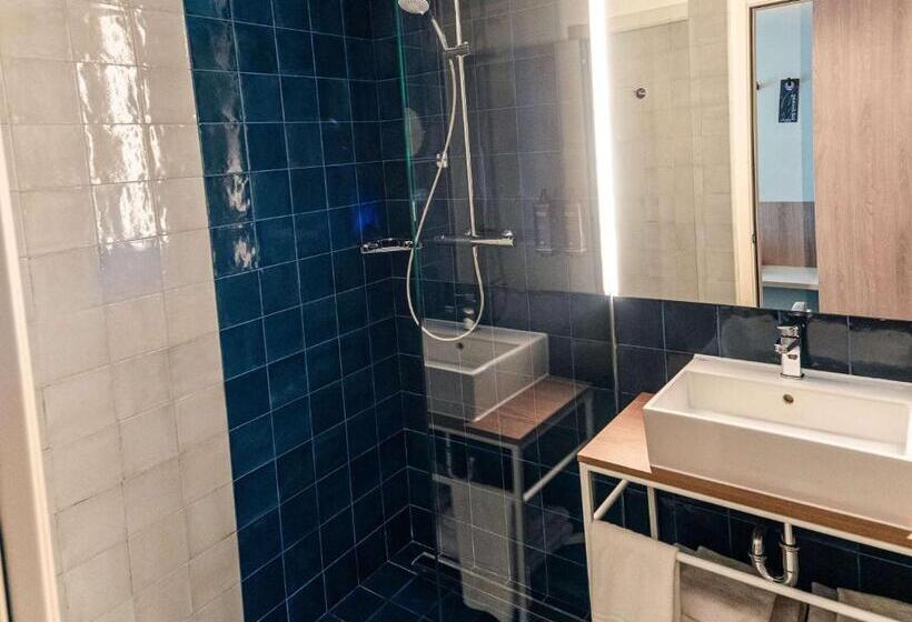 带大床的高级房间, Mercure Sibiu Arsenal