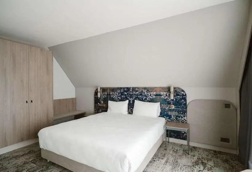 اتاق سوپریور با تخت بزرگ, Mercure Sibiu Arsenal