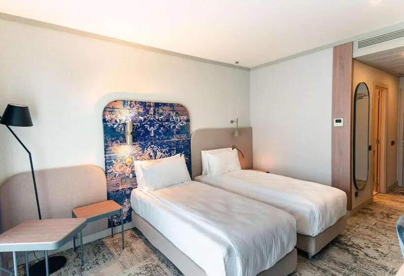 اتاق کلاسیک, Mercure Sibiu Arsenal