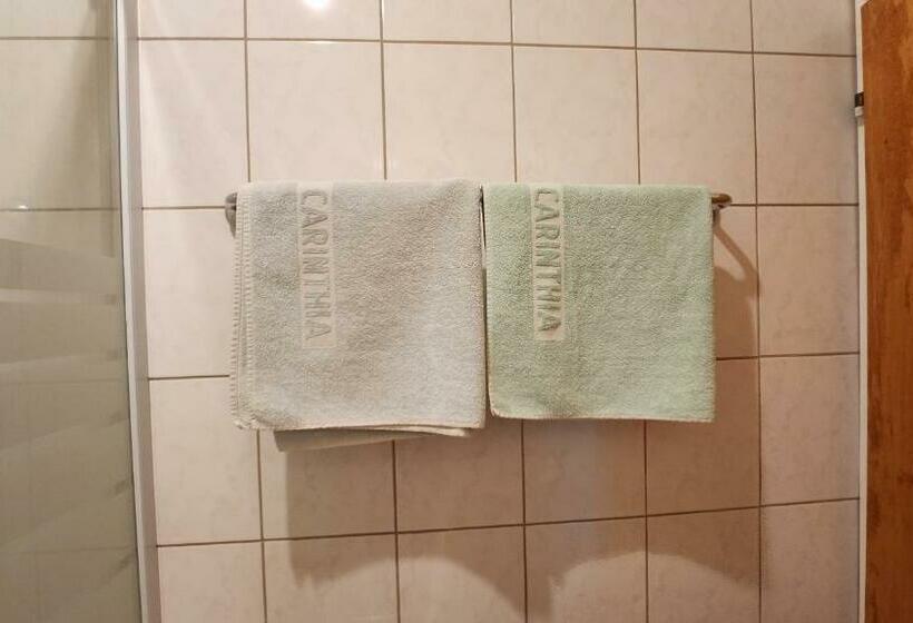 اتاق استاندارد, Haus Carinthia Wörthersee Kärnten