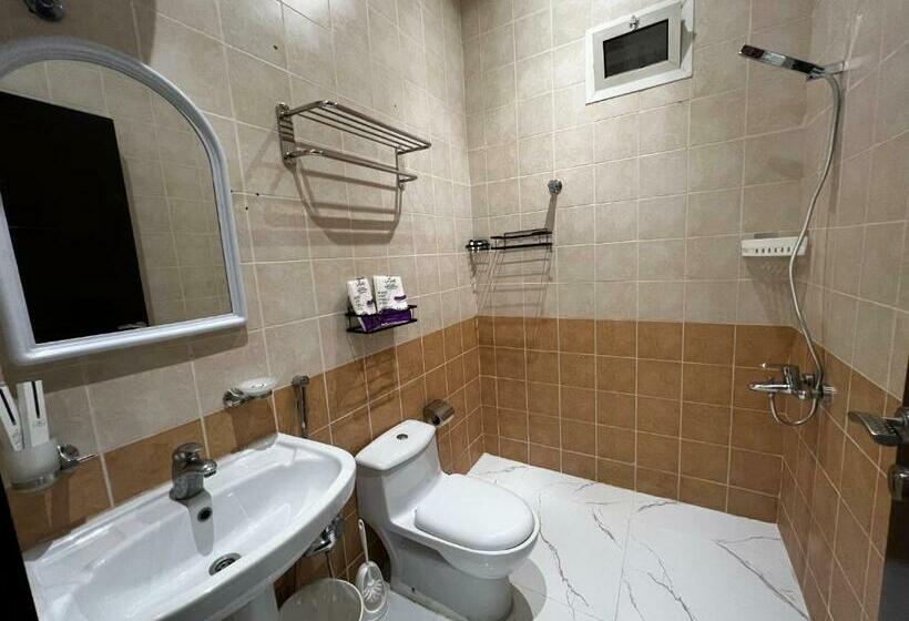 סטודיו דלוקס, Condo Studio Self Checkin