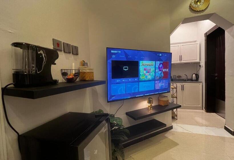 סטודיו דלוקס, Condo Studio Self Checkin