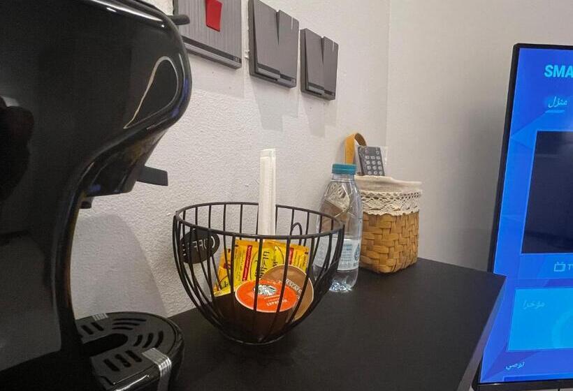 סטודיו דלוקס, Condo Studio Self Checkin