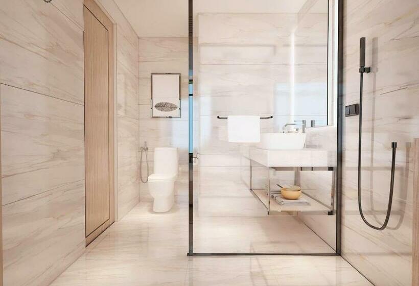 اتاق لوکس با چشمانداز دریا, Awaken Da Nang