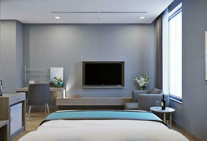 استودیوی استاندارد با چشمانداز دریا, Awaken Da Nang