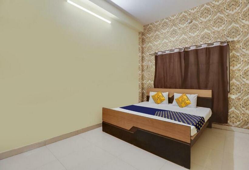 חדר קלאסי לשלושה, Spot On 81415 Hotel Vaishnavi