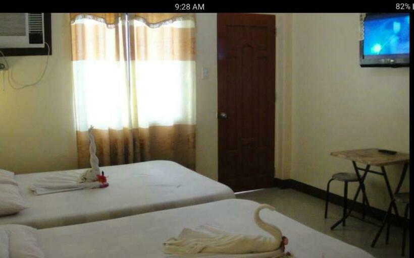 スタンダード４人部屋, Aj Travellers Inn   Main