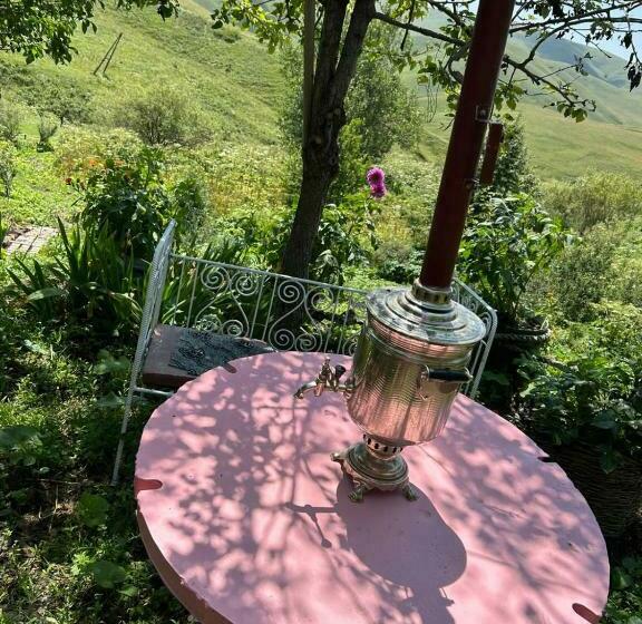 جناح عائلي, Yerivar