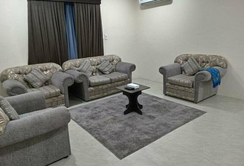 شقة غرفة واحدة, ركن فينيسيا للشقق المخدومة