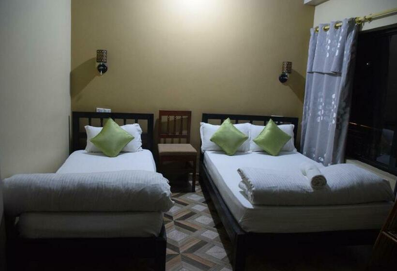 اتاق لوکس, Garangja