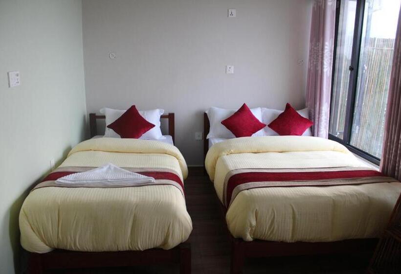 اتاق استاندارد با بالکن, Garangja