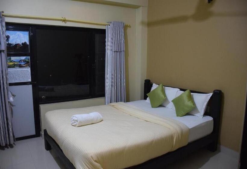 اتاق لوکس, Garangja