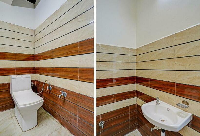 トリプルクラシックルーム, Flagship Hotel Mayur