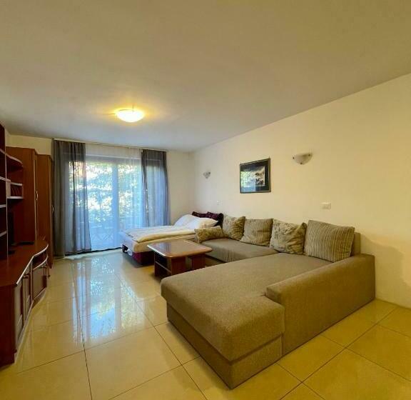 آپارتمان 1 خوابه اینتریور, Aparthotel Gaja