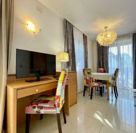 استودیو استاندارد با بالکن, Aparthotel Gaja