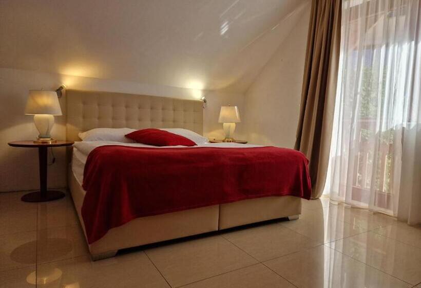 آپارتمان 2 خوابه با بالکن, Aparthotel Gaja