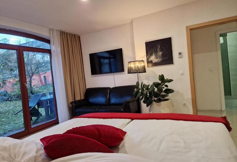 آپارتمان داخلی 2 خوابه, Aparthotel Gaja