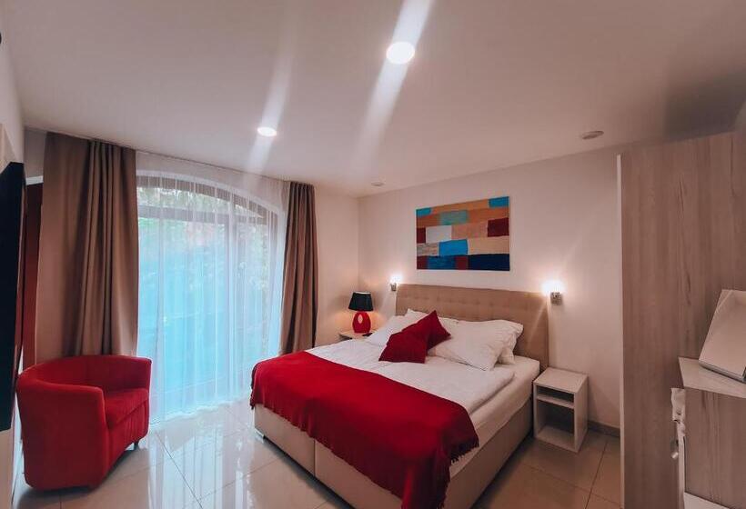 استودیوی استاندارد اینتریور, Aparthotel Gaja