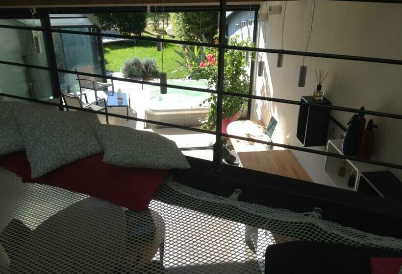 جناح ديلوكس سرير كينج, Chambres D'hotes Deluxe Jacuzzi Mas De L'etoile