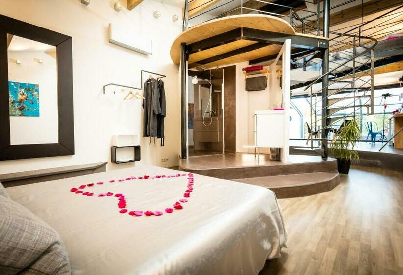 Люкс Deluxe Кровать Кинг, Chambres D'hotes Deluxe Jacuzzi Mas De L'etoile