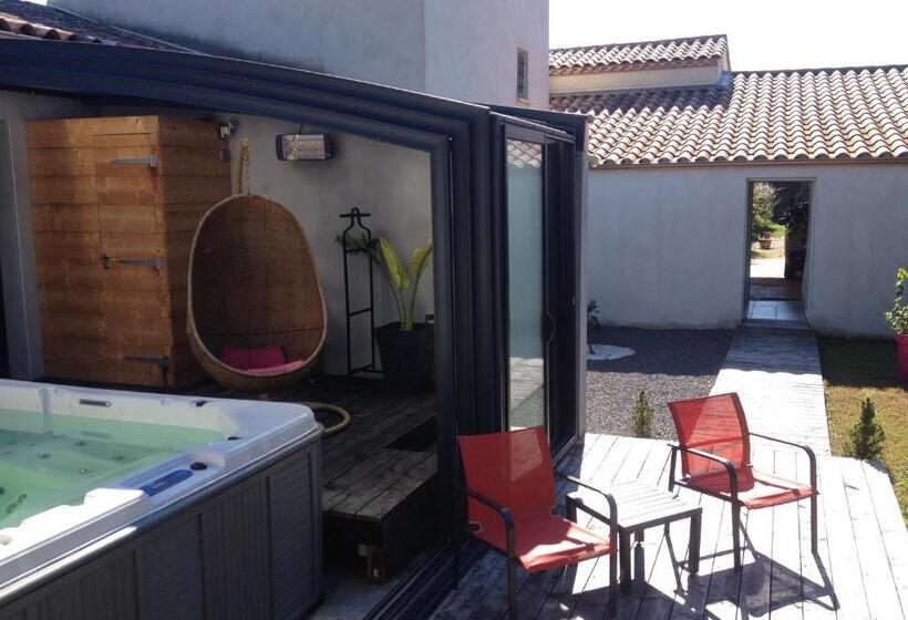 带大床的豪华间, Chambres D'hotes Deluxe Jacuzzi Mas De L'etoile