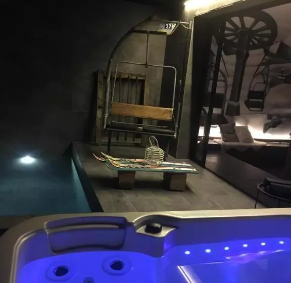Deluxe-huone, Chambres D'hotes Deluxe Jacuzzi Mas De L'etoile