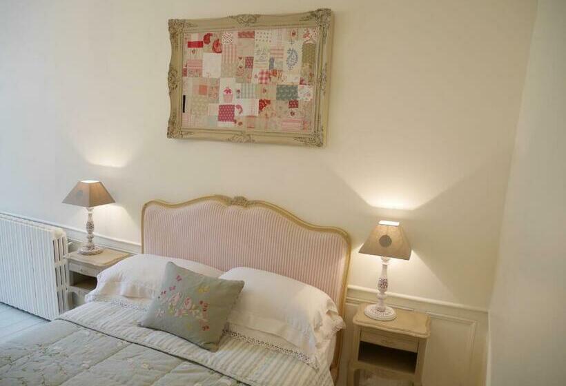 غرفة قياسية, L Arbre D Ange