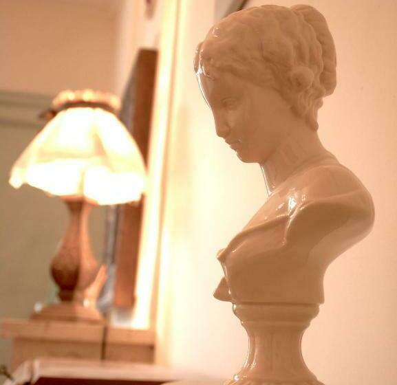 غرفة عائلية حمام مشترك, L Arbre D Ange