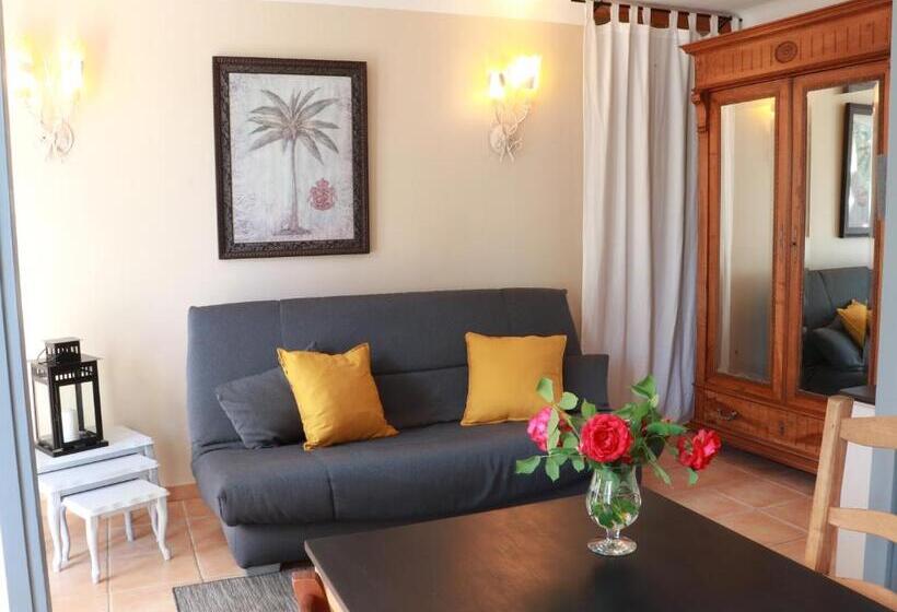 إستوديو قياسى مطلّ علي الحديقة, Lo Rastelié