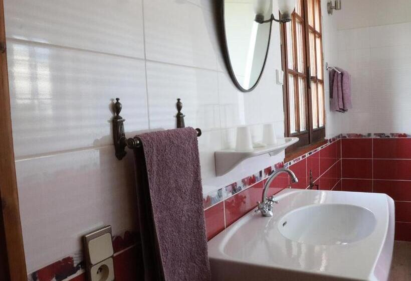 شقة غرفتين, Lo Rastelié