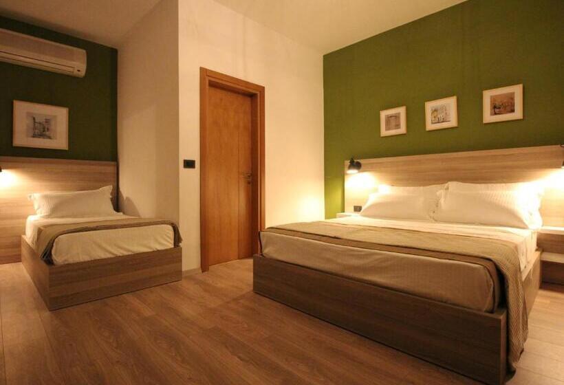 Üç Kişilik Standart Oda, Oda Hotel Tirana
