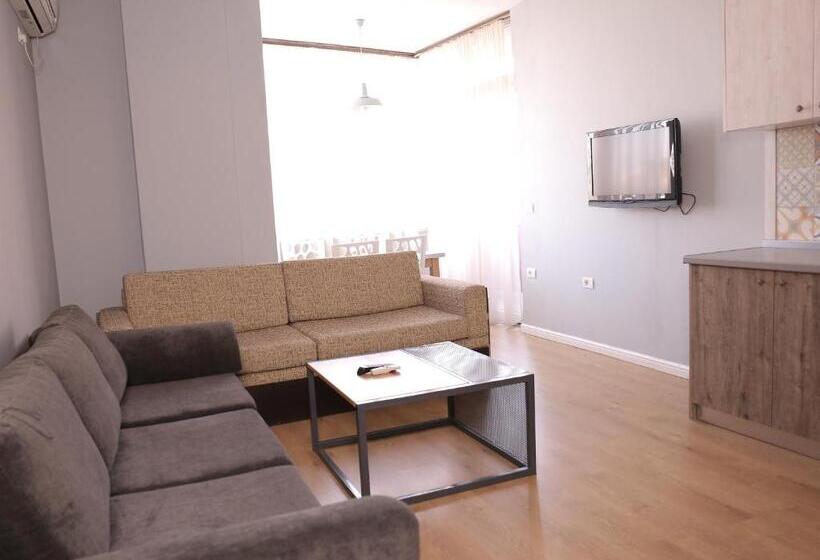 Balkonlu 1 Yatak Odalı Daire, Oda Hotel Tirana