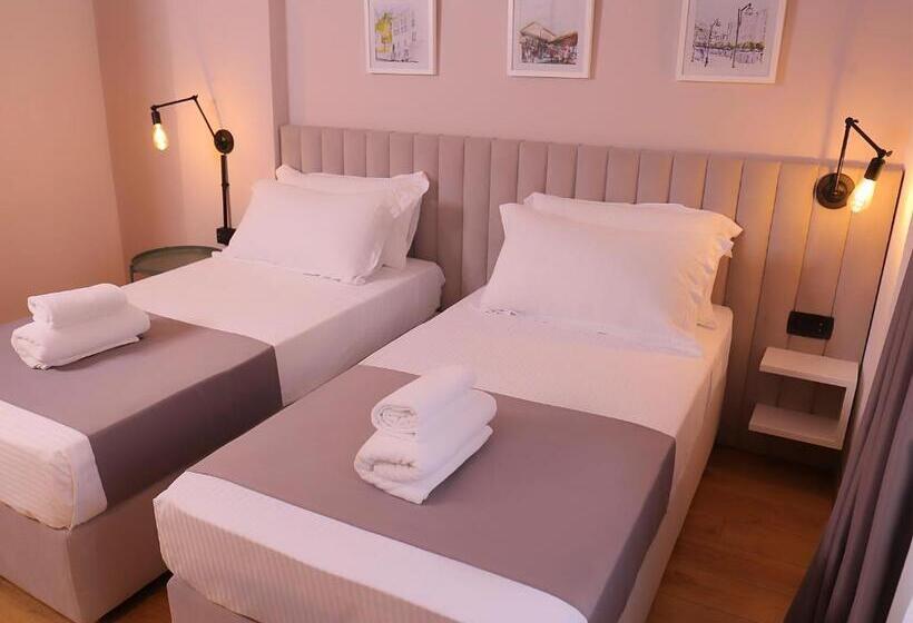 Şehir Manzaralı Lüks Oda, Oda Hotel Tirana