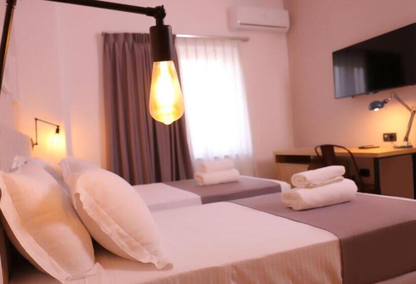 Şehir Manzaralı Lüks Oda, Oda Hotel Tirana